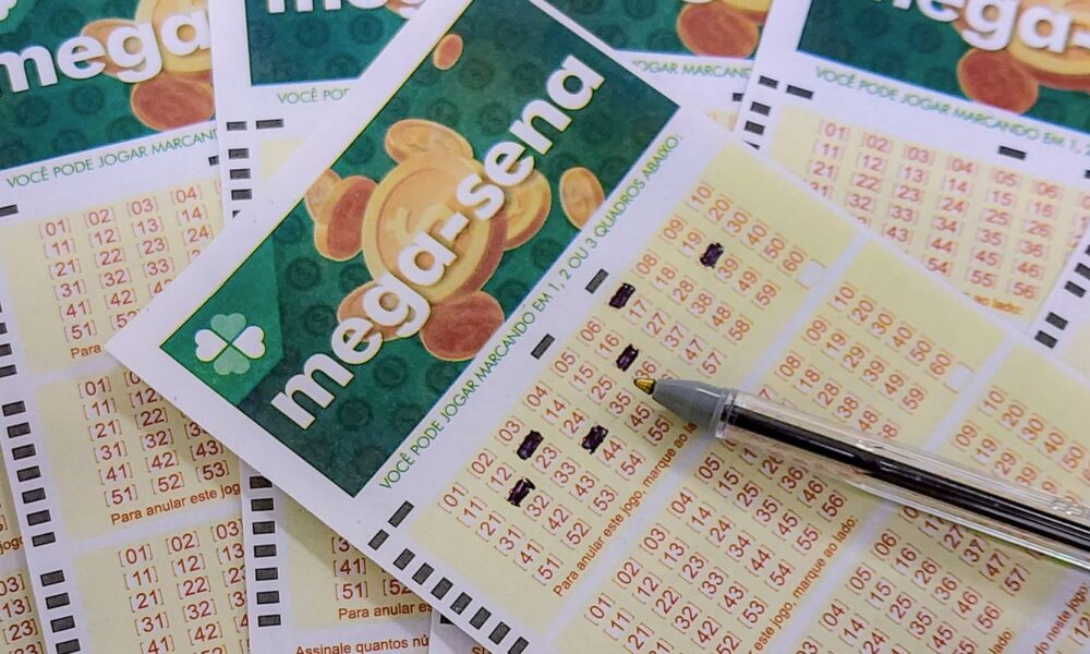 Prêmio de R$ 35 milhões será sorteado pela Mega-Sena neste domingo