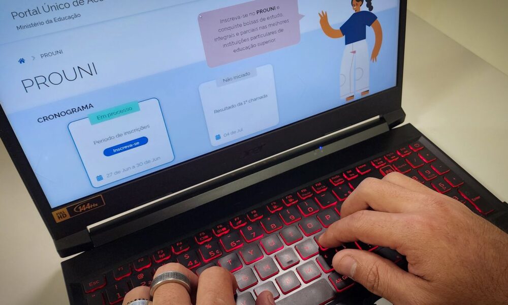Prouni 2026/2: prazo para confirmar informações termina na sexta