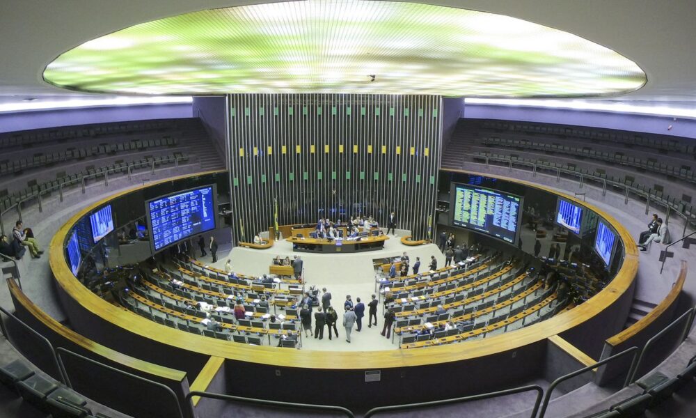Câmara diz ao STFque não há irregularidades em indicações de emendas