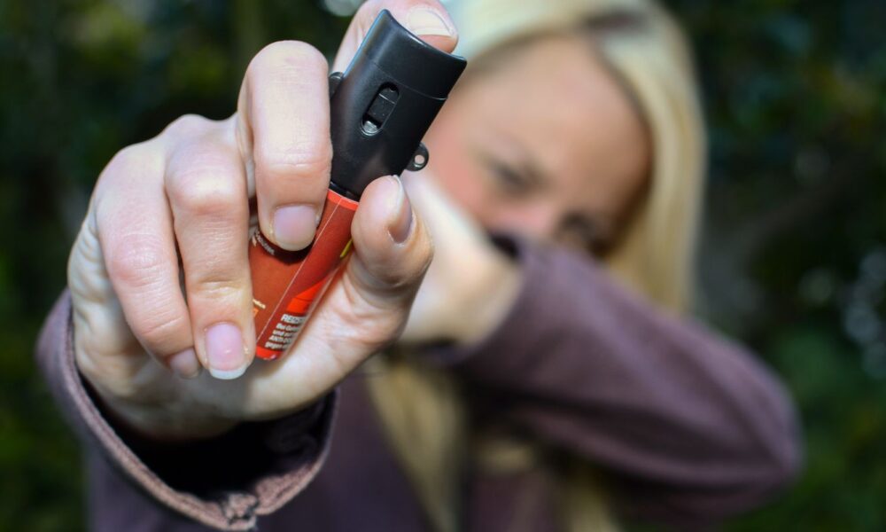 Spray de pimenta para mulher é medida paliativa, diz promotora