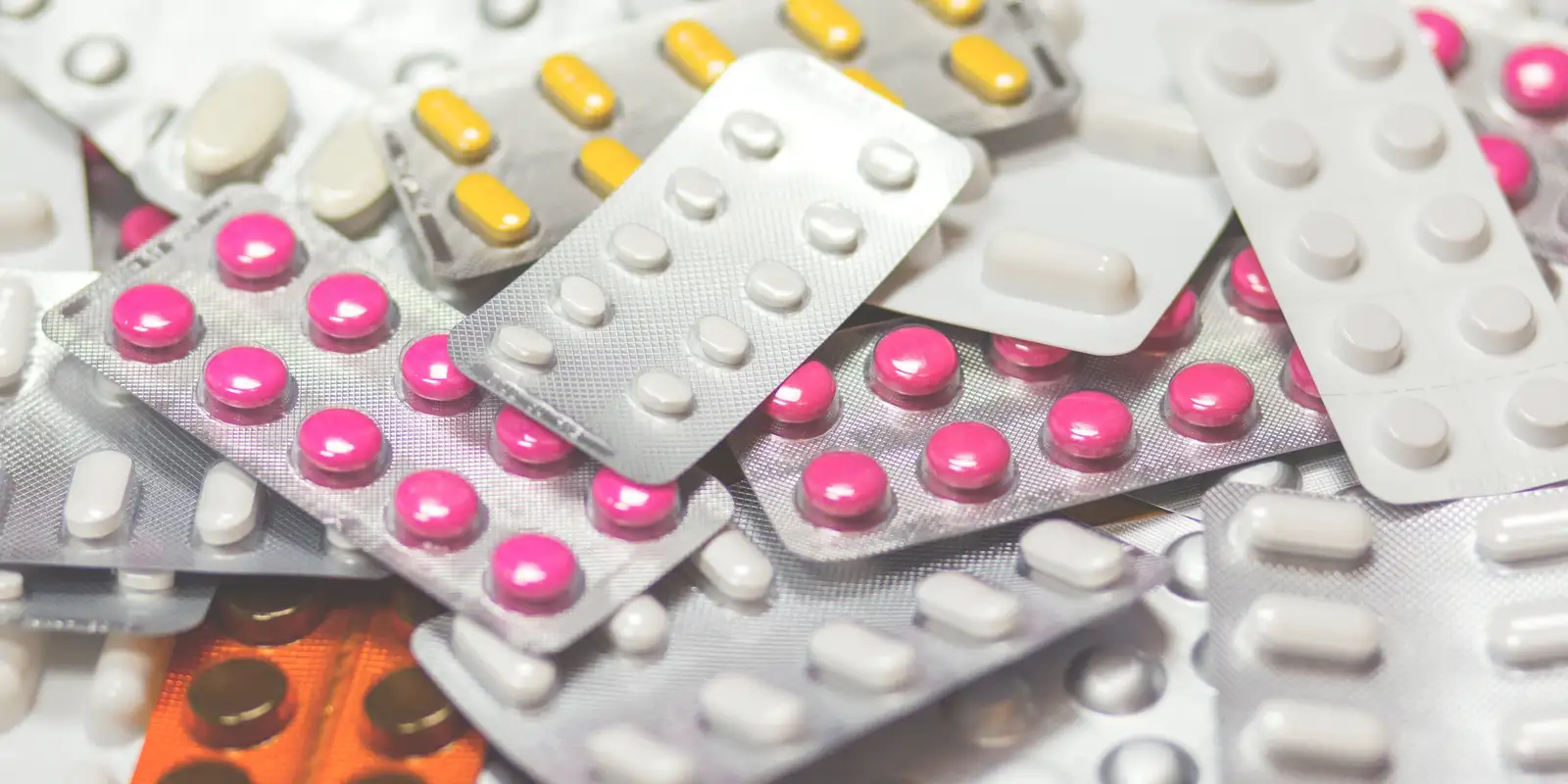 Polícia deflagra operação contra roubo de medicamentos oncológicos